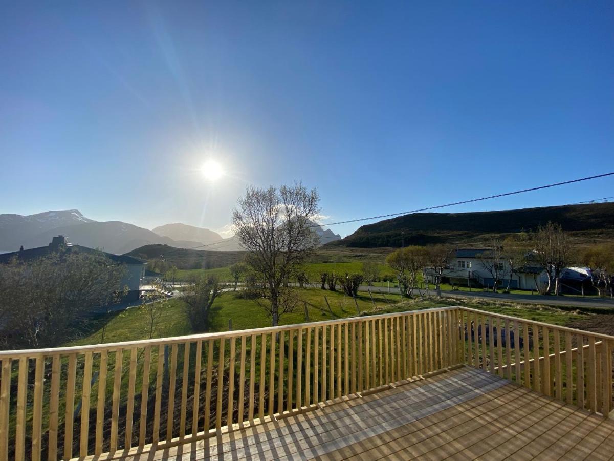 Villa Med Jacuzzi Og Nydelig Utsikt Gravdal  Buitenkant foto